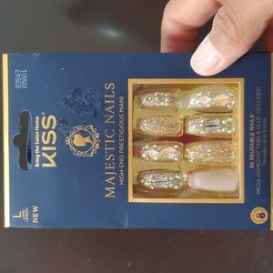 KISS Majestic Nails